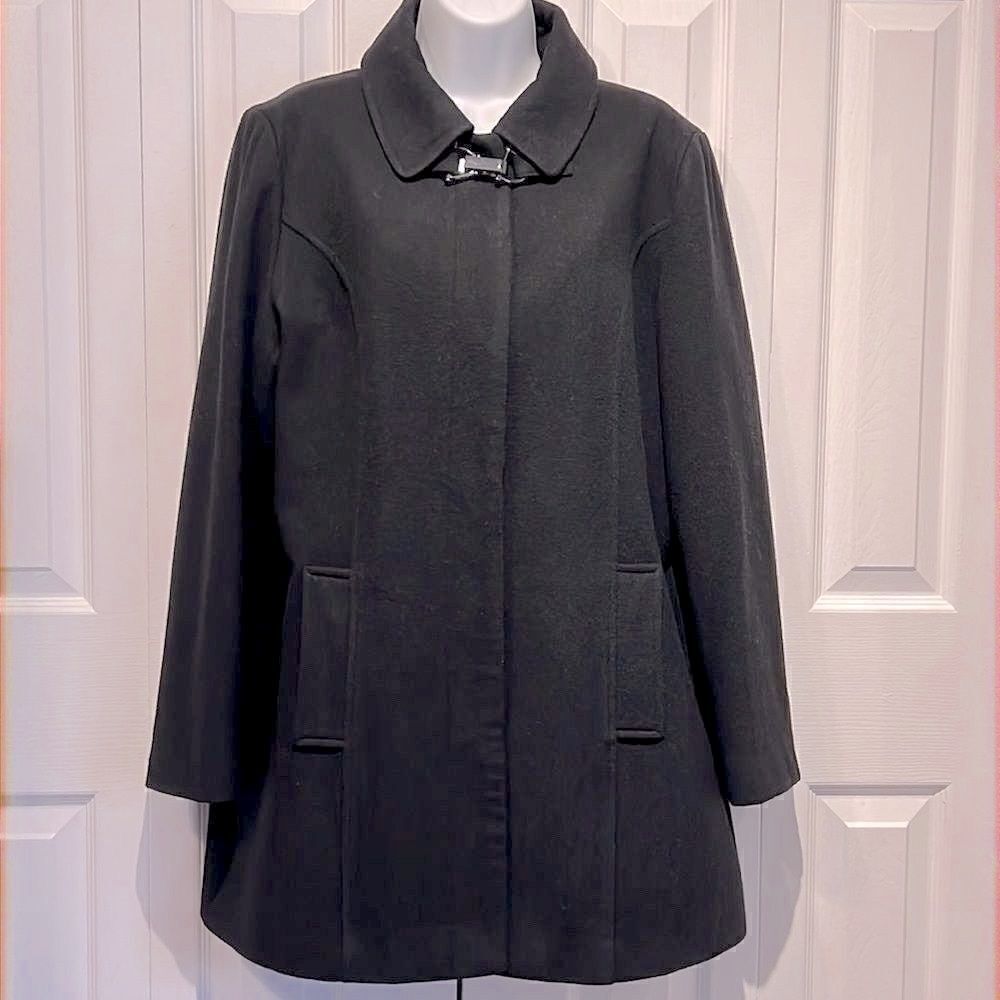 Tower By London Fog Black Wool Blend Button Up Car Coat Size L
